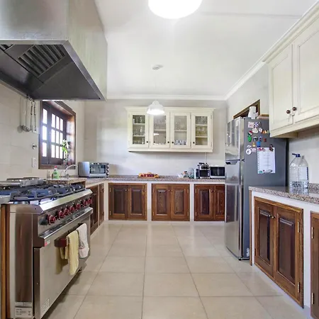 בית נופש Casa Greenside Of Sea *